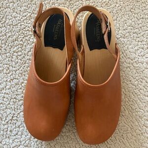Swedish Hasbeens Brown Leather Clogs